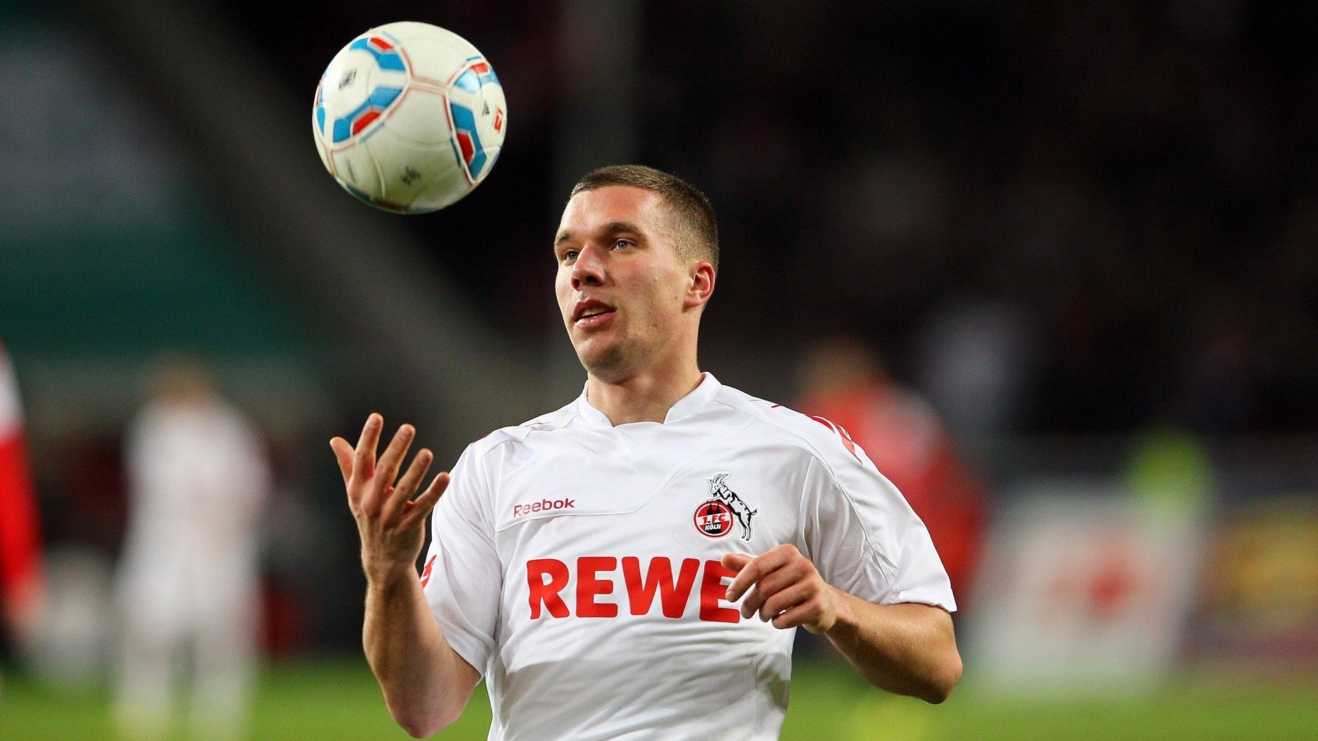 米兰全站APP下载-中国足球俱乐部鼓励退役球员参与校园讲座，足球队退役